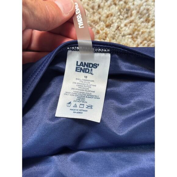 Land's End Women's Swim suit separates; size women's 18; Skirt/Skort & top - Picture 3 of 10